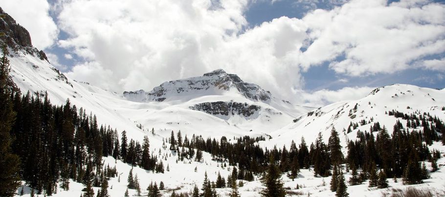 Image of mountains in Colorado